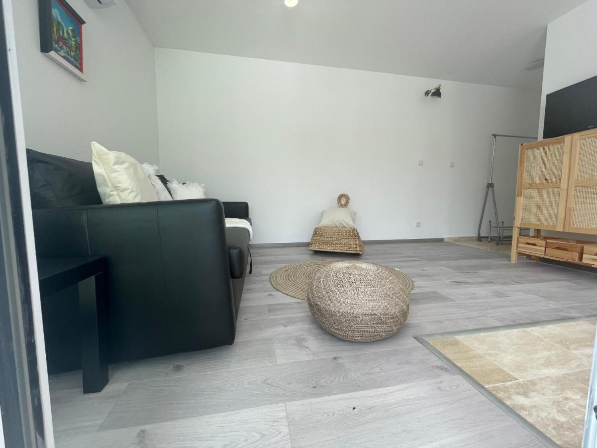 Vila Regina Apartment Paloma With Swimming Pool Jezera Ngoại thất bức ảnh