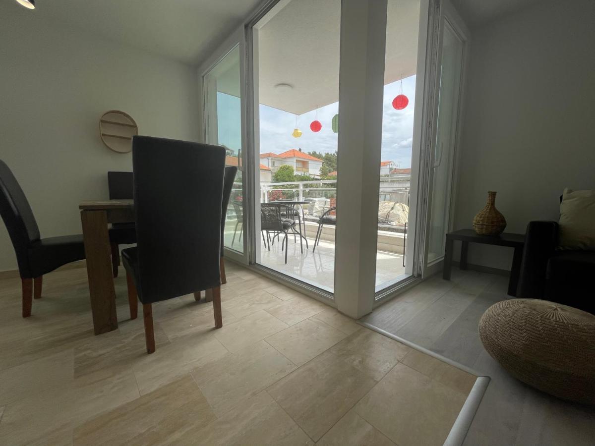 Vila Regina Apartment Paloma With Swimming Pool Jezera Ngoại thất bức ảnh